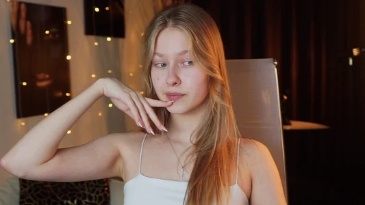 EveMundie blonde  5. fénykép