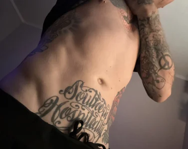 MickeyEvalongPublic Bild 4