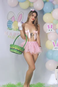 Emily_Whinfre 🐇 Pic 6