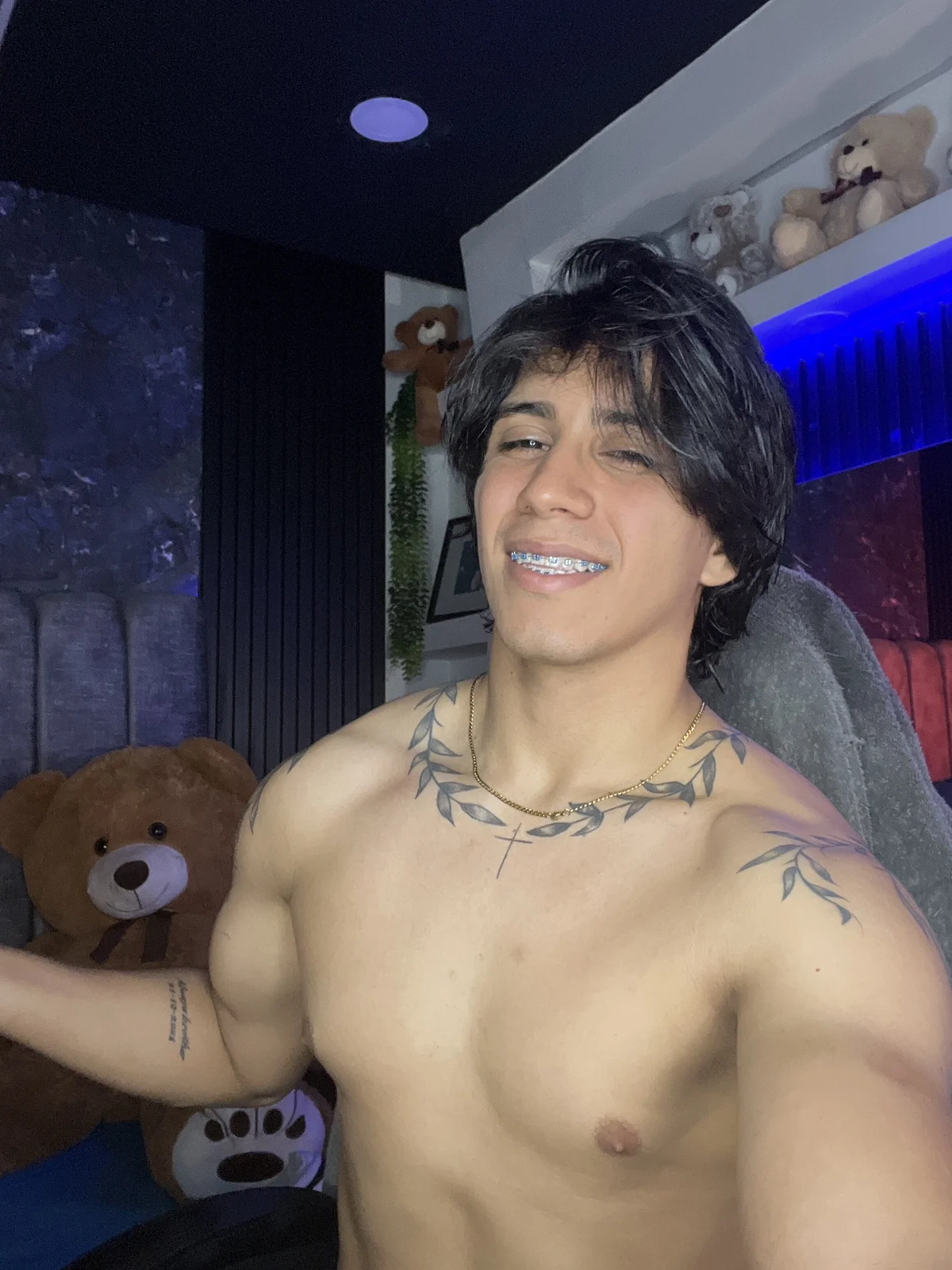 Foto em tendência de Alexx_Cano_ 1982