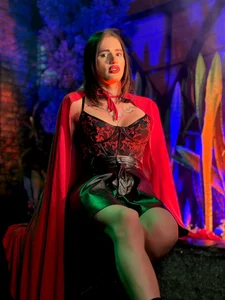 Elianmoon Your favorite vampire 🧛‍♀️ Pic 2