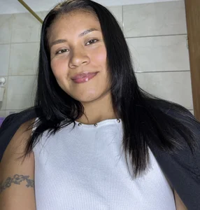 Emely_tk19 Public Foto 4