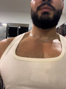 Axell_Night Public รูป  2