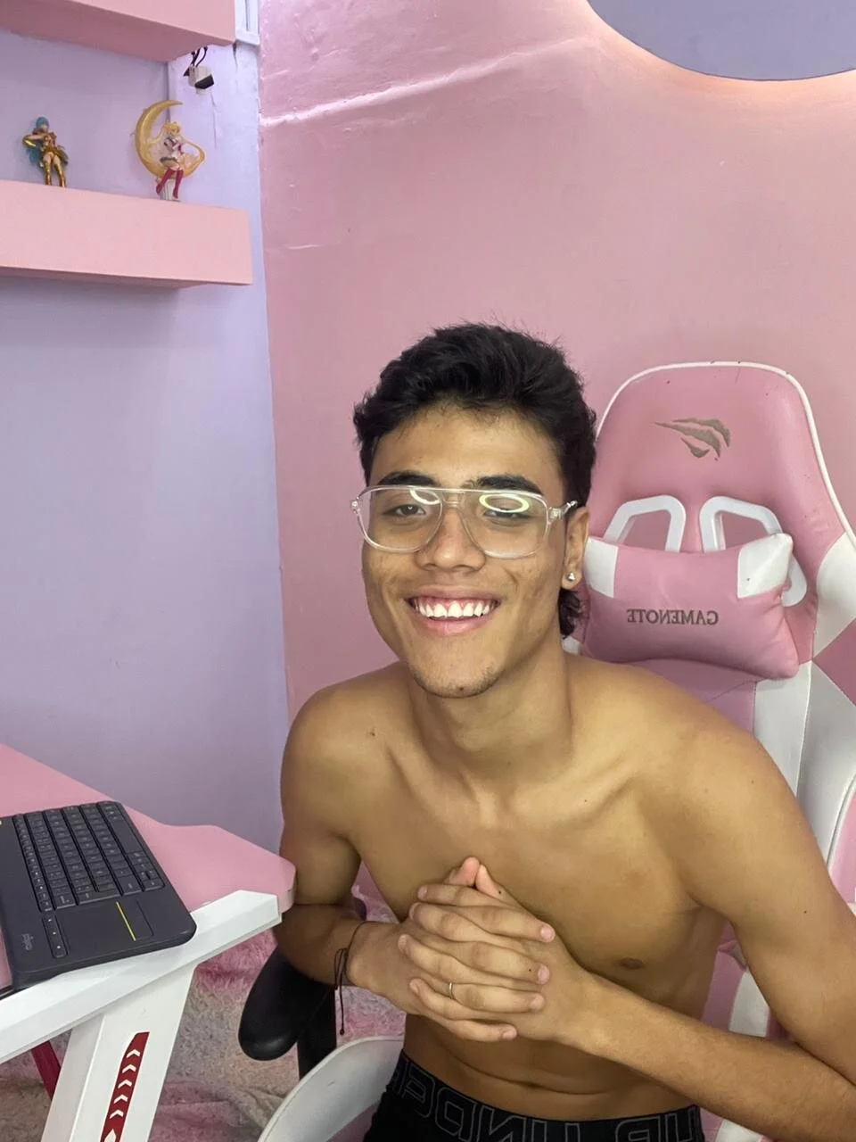 DannTaylor Δημοφιλής εικόνα 5810