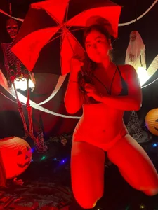 Curvy_Alanna Alanna is horny and wet 💦😈 . fénykép