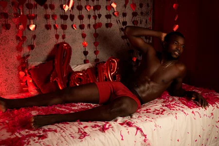 Dylan_Taylor: Happy Valentin 💘 ( 6 фото)