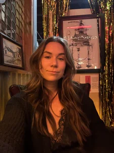 harlowhoney Public Pic 2