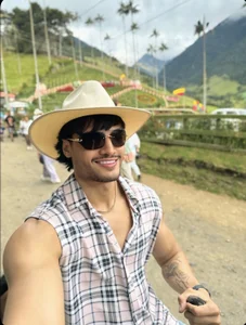 Papi de elpapi_21xl  2 Imagens
