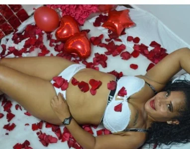 Big_ass_submissiveのFeliz día de san valentinの枚の写真