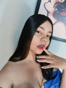 evaa_greey Let my face take you to paradise 😇 Immagine  4