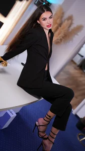alexxisrae Meet Me in My Office Foto 9