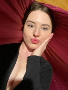 AnnTerry_ Public Billede 3