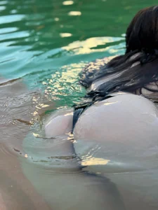 Lea_Joness Hot Summer ☀️🔥  6টি ছবি