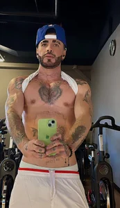 Darwin_Horny 🔑🔐YUMMY... Pic 3