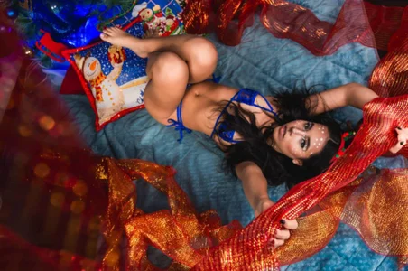 Lia_velvet69 Public Pic 6