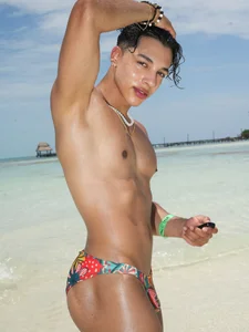 🏝️☀️ od Troye_Williams  4 snímek