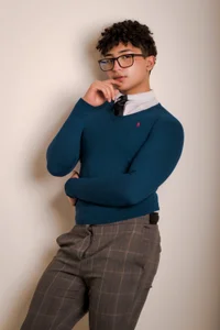 Valentin0_3 “Late night study session 💻☕ Who wants to be my study partner?” Pic