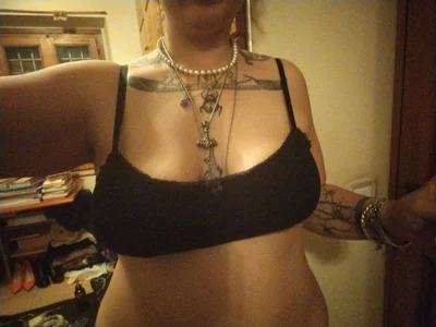 AliceBehind Public Immagine  7