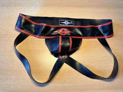 PumpChester82 Rubber Jock, Size "L", € 50,- + Shipping Foto 3
