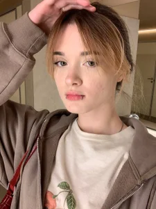 liana_kisses part of my day off🦋🤍 Pic 5