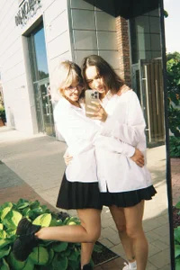 Layla_MuurKate and Molly图片