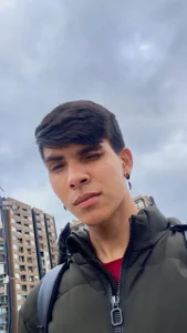 dave_925_ Public Poză