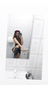 Maddisonsin Some naughty halloween fun Pic 2