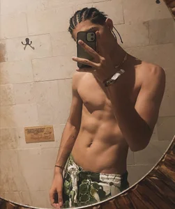 NovaaWheler: Vacation 🌊🌴 ( 3 фото)