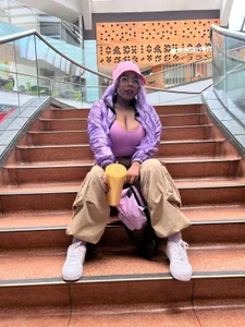 Your_big_ebony_goddness Going out to the mall 💜 圖片 5