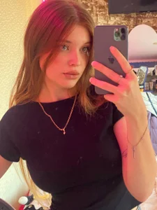 TracyDenoon Public 사진 3