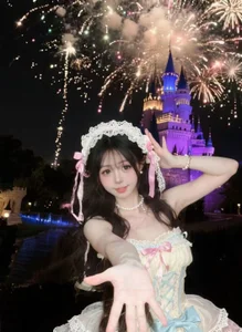 Public de XG-002  8 photos