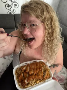 Hinter den Kulissen & Privat de CurvyAnonymousGirl89  Imagens