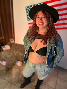 ✨ Your Favorite Firework Is Live! 💥 de MilfArlet Foto