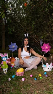 paola_rodriguez 🌸 Sweeter This Easter 🐣 Pic 3