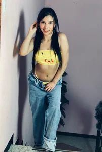 burbuja_pink_ beautiful yellow🙈 Pic 7