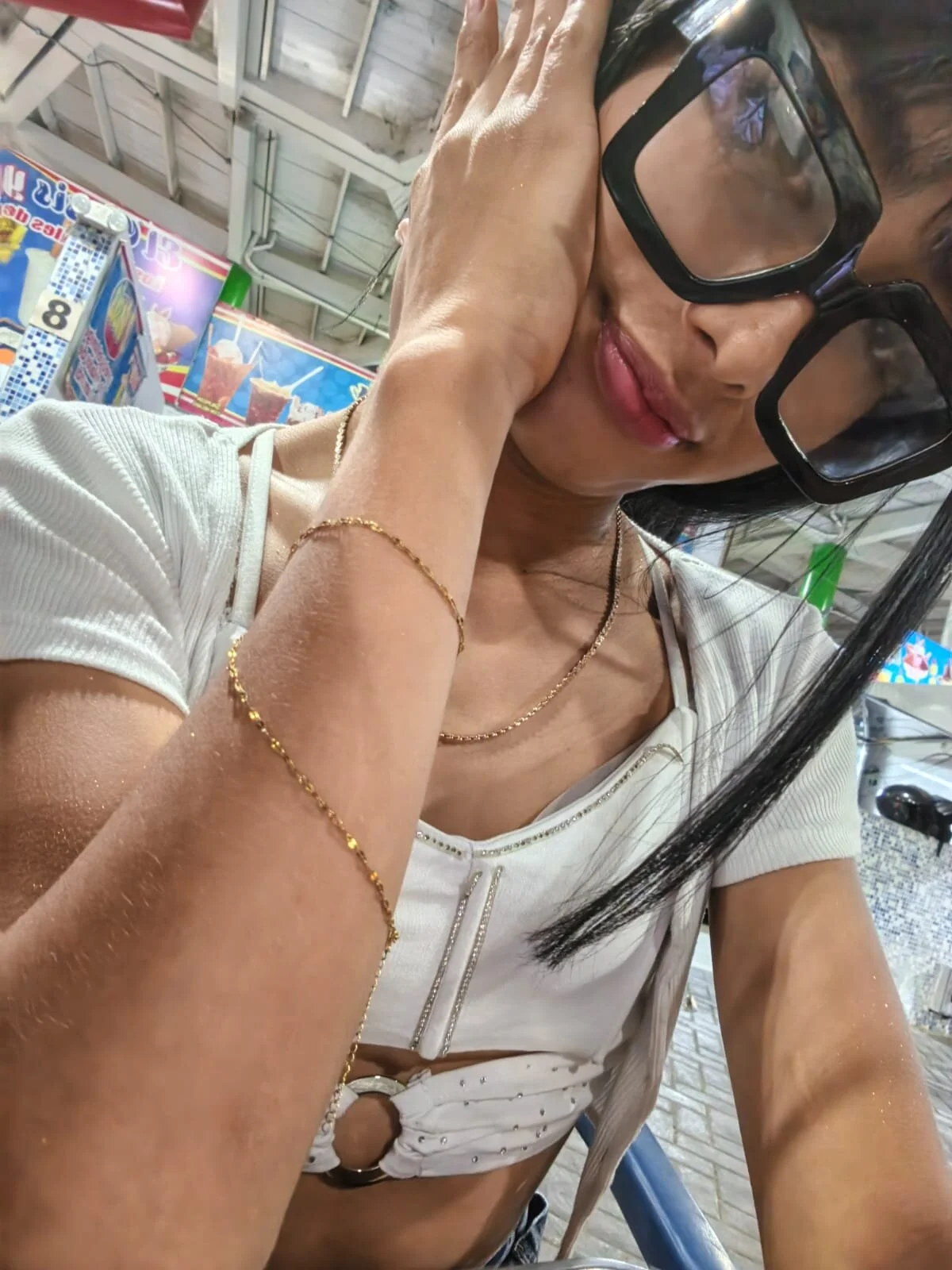  7961 Gambar Sohor Kini Amber_Valencia