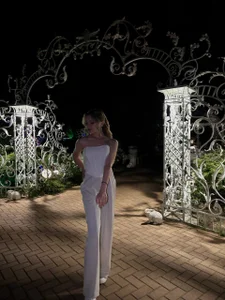 DianneColle Public Εικόνα