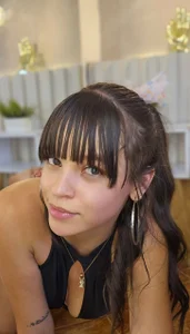 Kloe_skinny This 🖤outfit 🥵 Foto 3