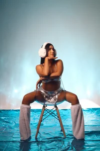 valen_rose0 Me Pic 2