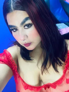 sofi_mm1 “Seduction at its perfect point 💋🔥” Pic