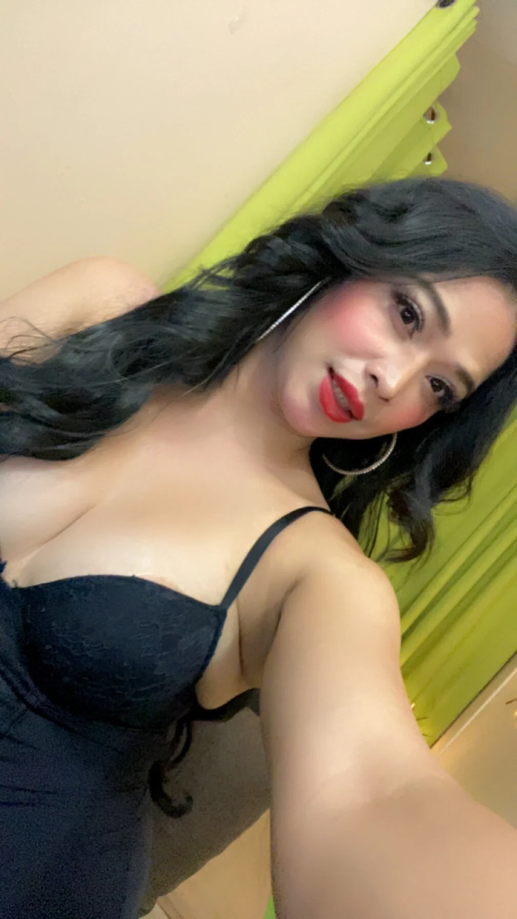 Lustty_Stella Trending Plaatje 6055