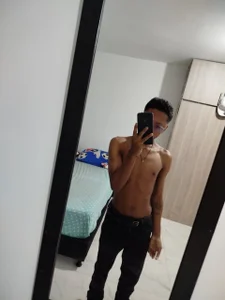 juanjoaguirre At my house🏠 Pic 2