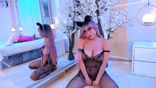 salomebenz big tits hot lingerie Pic 5