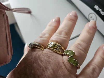 Angeldelightt Hands :) Pic 2