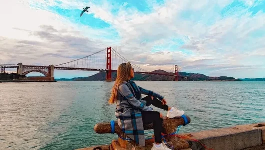 Victoria_romanox Traveling Immagine  3