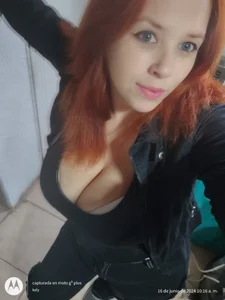 Muack de Holly-Hot  9 Imagens