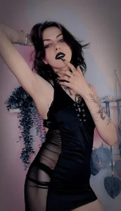 LorenLoiss Your favorite goth girl😈 Billede 8
