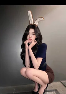 LinLin_698 Public Pic 2