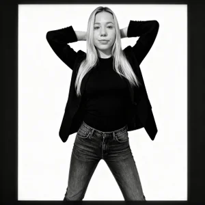 alyrasun don’t touch Pic 5