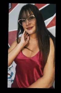 SusyHadid_ Public 사진